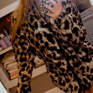 Super cute cheetah print jacket